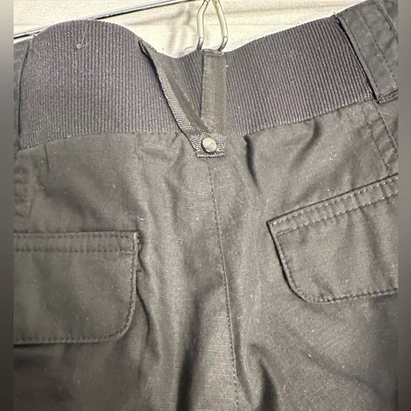 Lauren Ralph Lauren Active black utility pants. - Picture 4 of 5